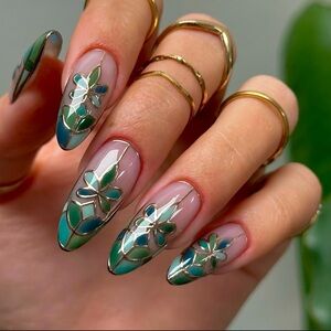 Meet your Posher, Ella